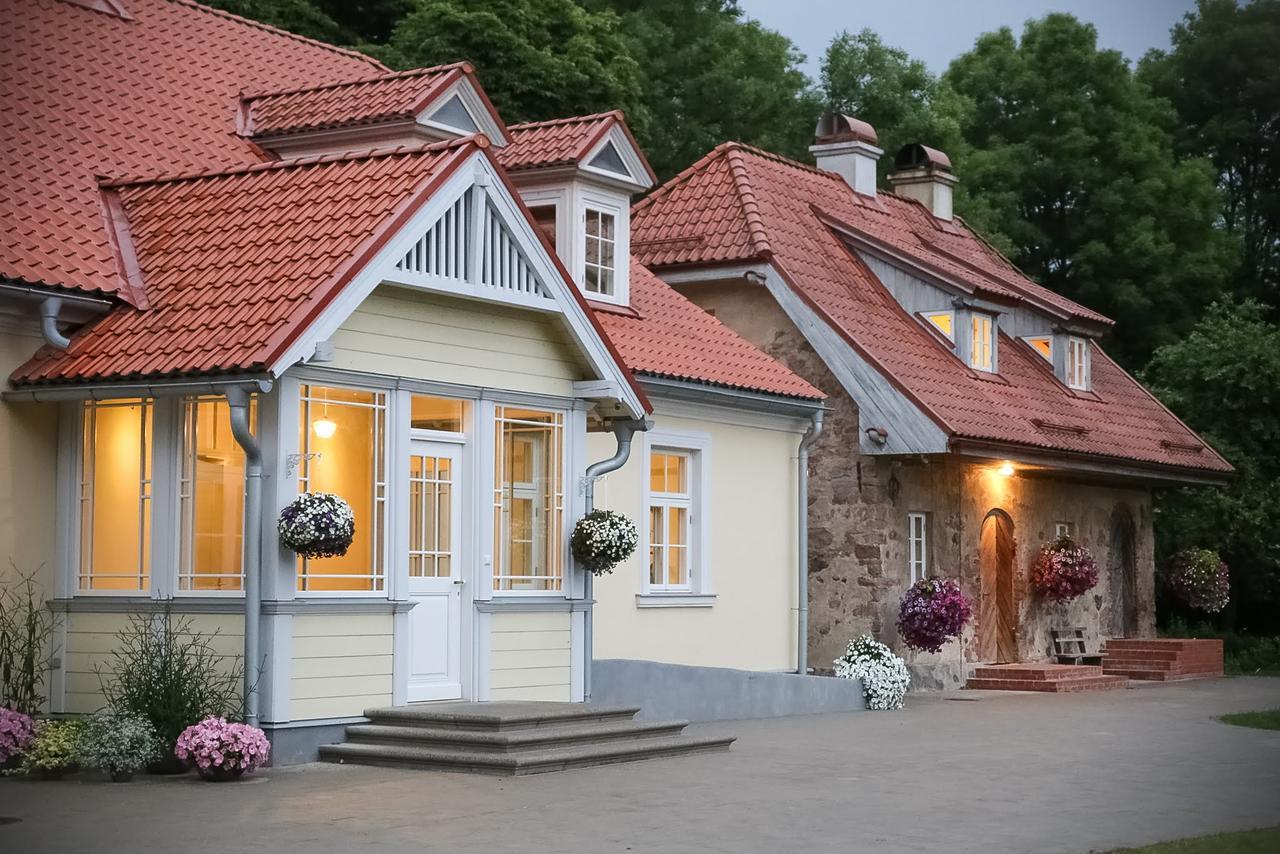 Botique & Spa Hotel Berkenes Manor Ziedkalne Exteriér fotografie