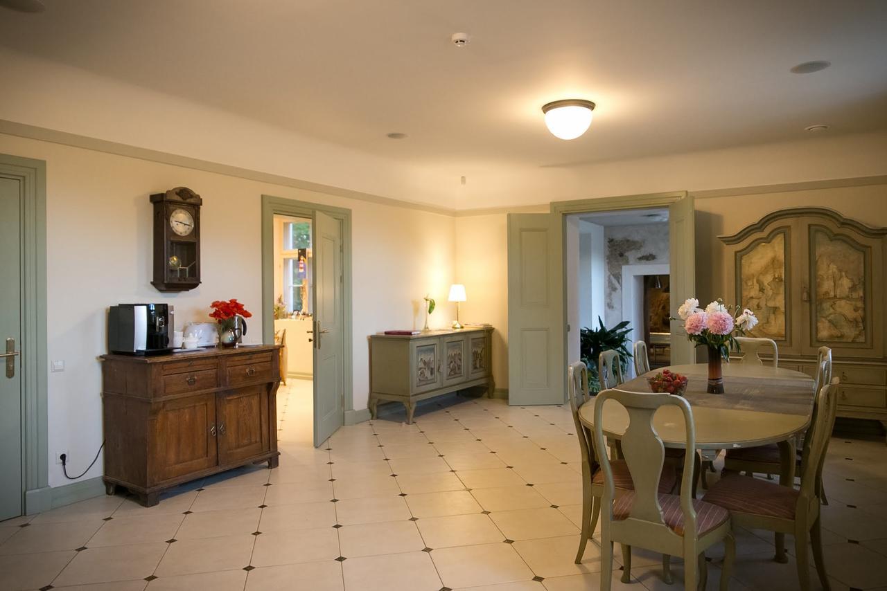 Botique & Spa Hotel Berkenes Manor Ziedkalne Exteriér fotografie